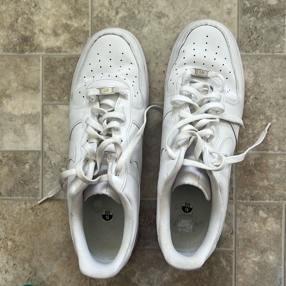 Nike Other - Nike Air Force 1 Men's 16 white